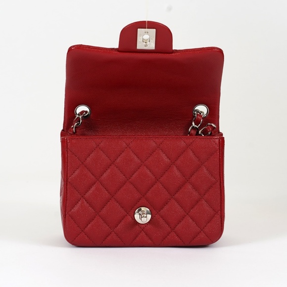 ❌SOLD❌ Chanel 17b Red Square Mini Flap Bag - Picture 3 of 6